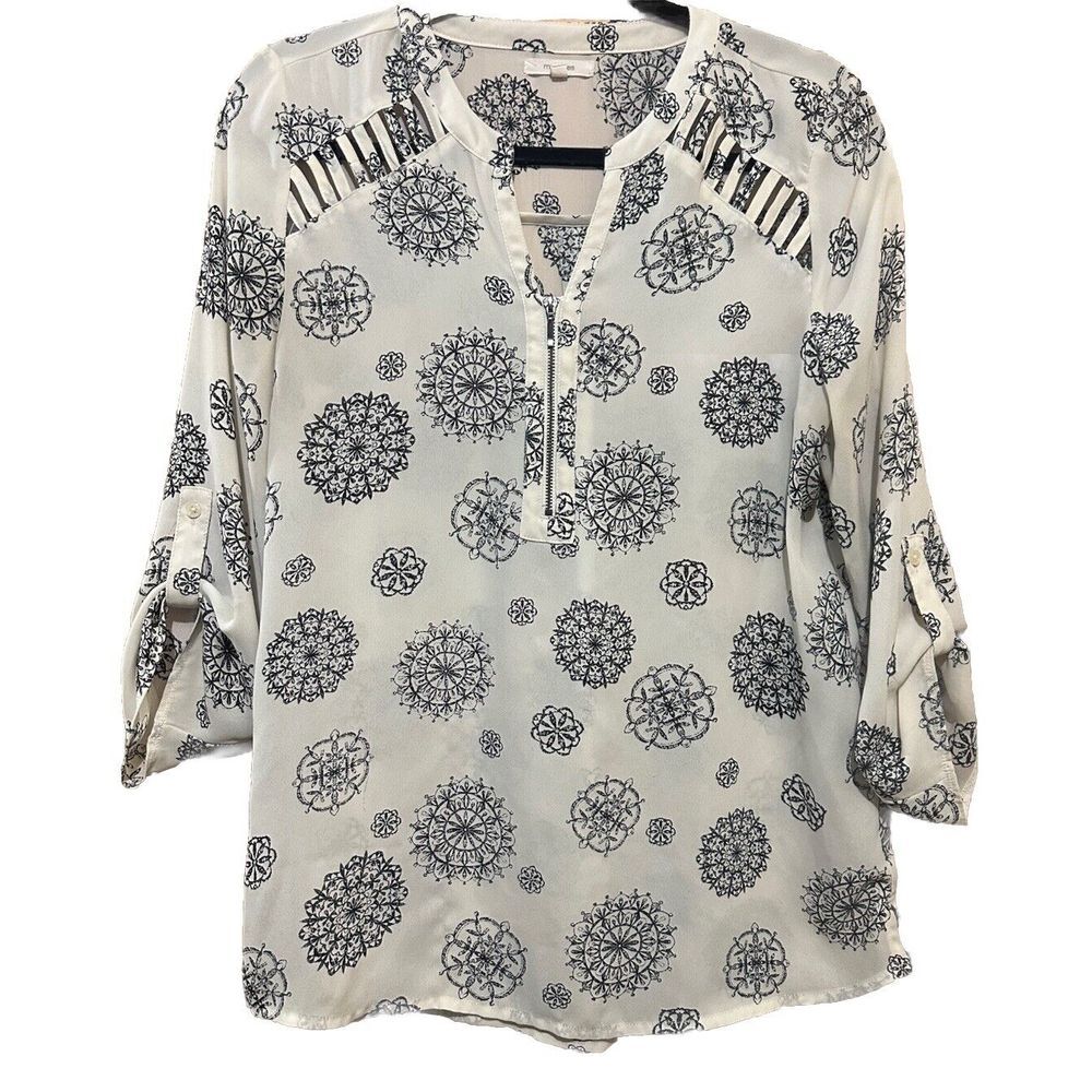 Maurices Shirt Blouse Women White Geometric 3/4 Sleeves Zip Up V Neck Top Medium